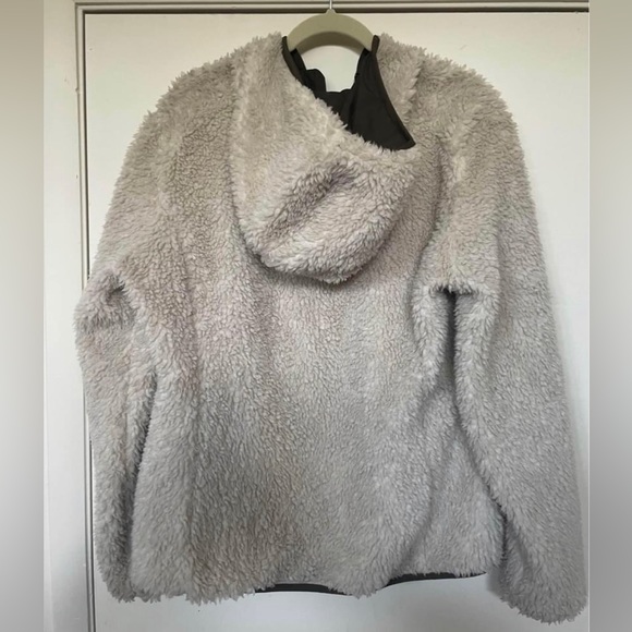 Vintage style Patagonia Sherpa zip up - Picture 3 of 4